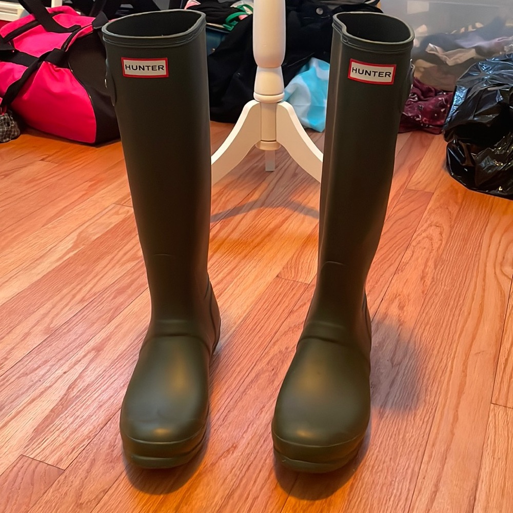 Rain boots